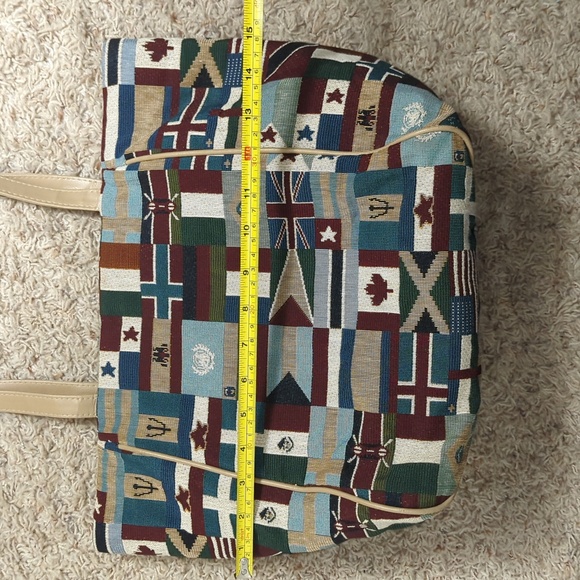 Flag Vacation Travel Purse - Picture 3 of 15